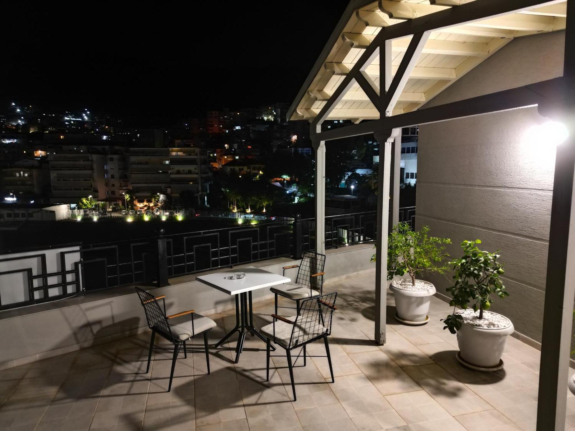 Rs Skendo Apartments Гирокастра Экстерьер фото