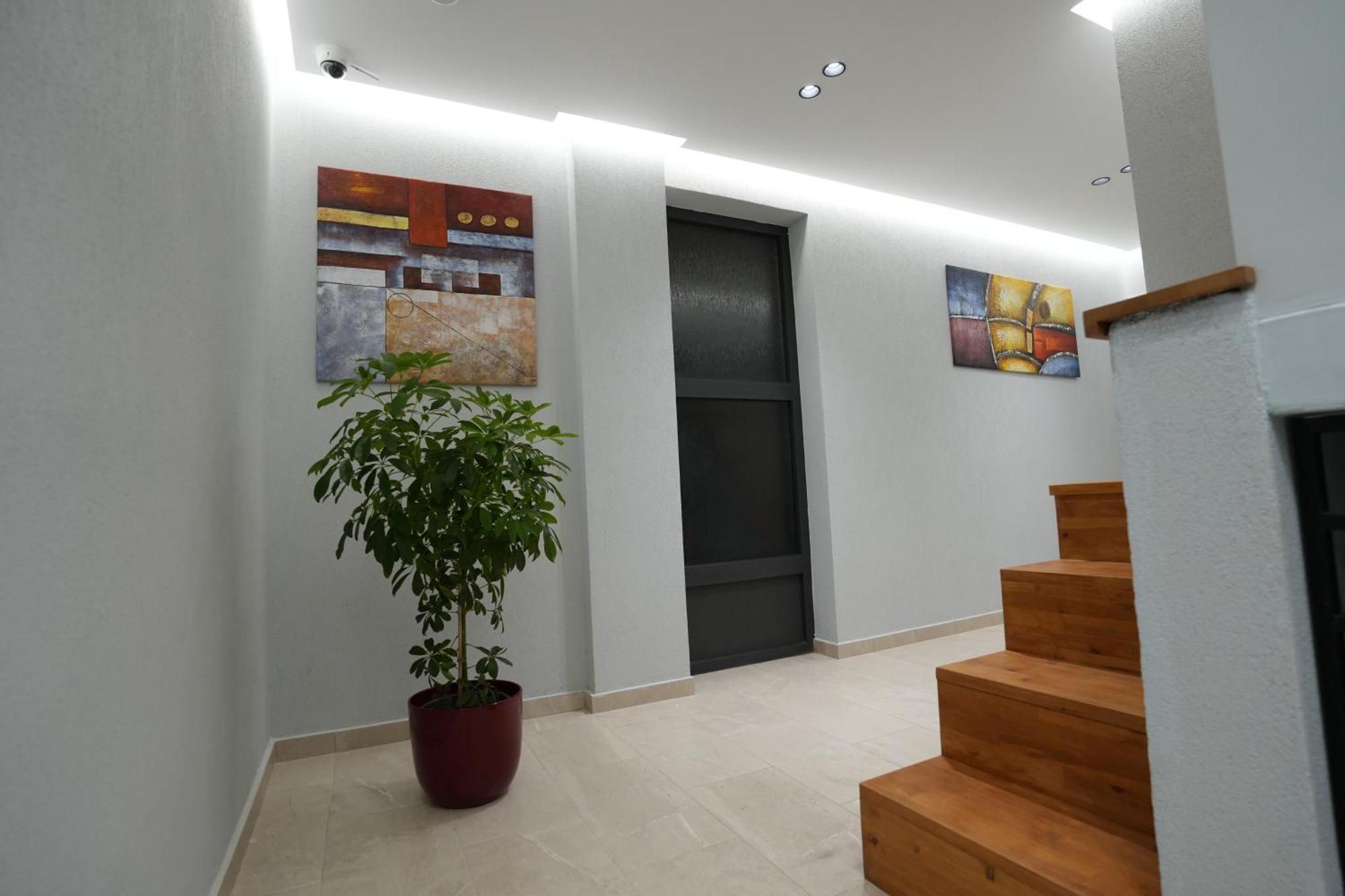 Rs Skendo Apartments Гирокастра Экстерьер фото