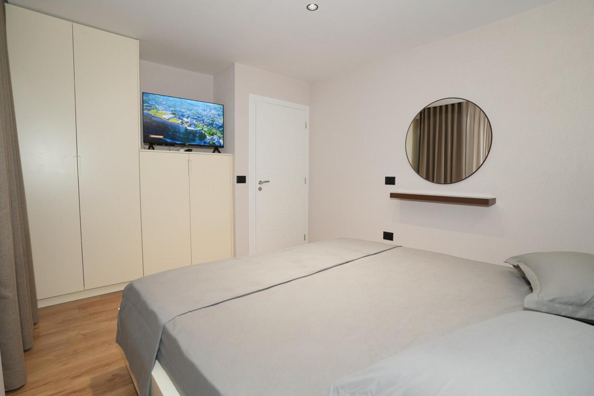 Rs Skendo Apartments Гирокастра Экстерьер фото